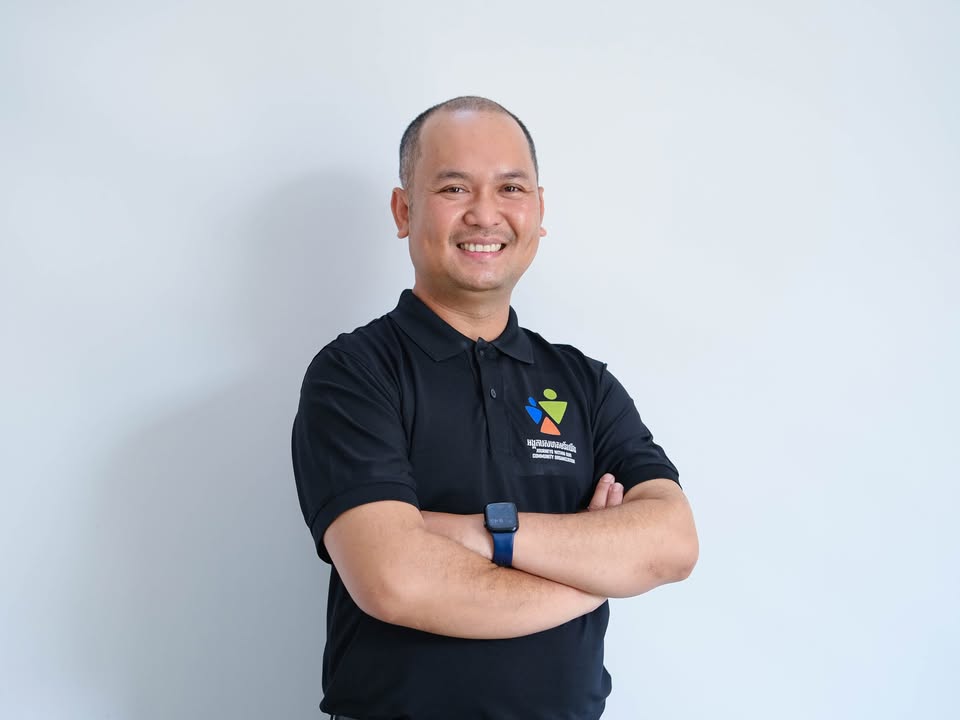 Journeys Within Our Community អង្គការសហគមន៍យើង