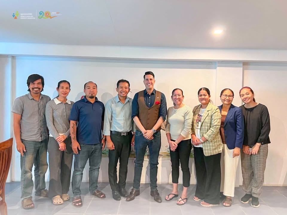 Journeys Within Our Community អង្គការសហគមន៍យើង